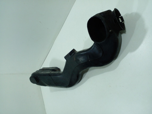 Duto De Ar Ford Fiesta 96/99 F9a675 (m)