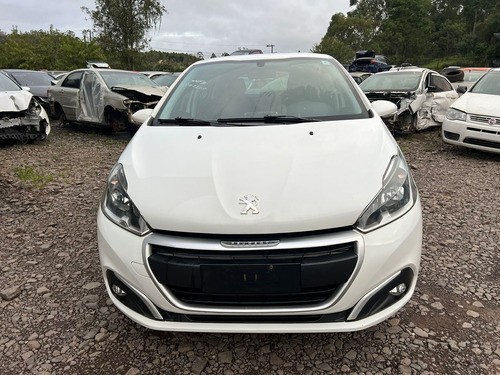 Forro De Porta Dianteiro Direito Peugeot 208 2017