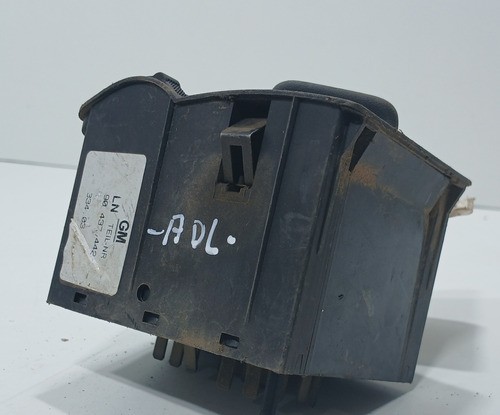 Interruptor Luz Farol Milha Astra Zafira Gm 90437442 (s)