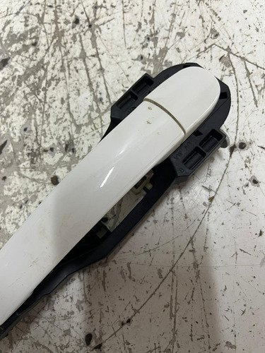 Maçaneta Externa Dianteira Direit Vw Saveiro 2023  5u4837885