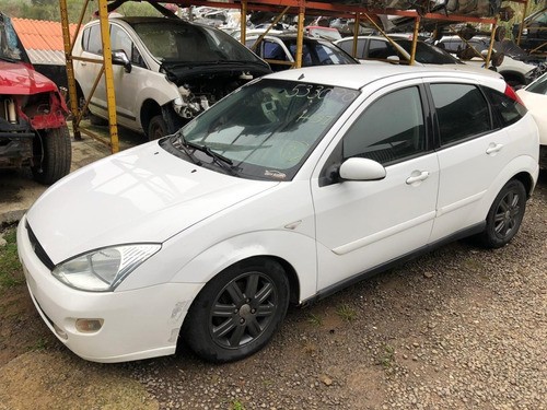 Sucata Ford Focus 1.8 Gasolina 2001 Rs Caí Peças 