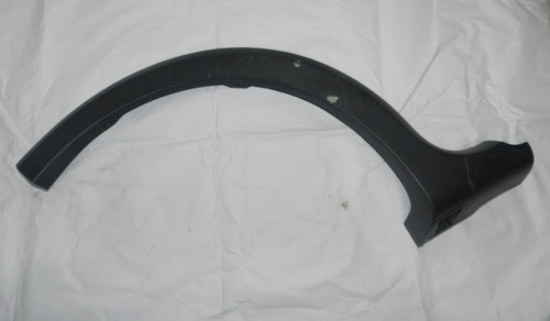 Moldura Para-lama Traseiro Direito Renault Sandero 08/15