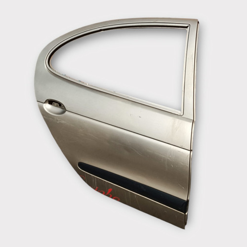 Porta Dianteiro / Esquerdo Renault Megane Hatch 97 1999