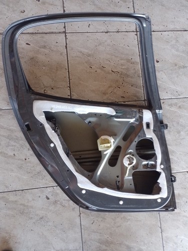 Porta Traseira L.e Peugeot 206 / 207 2001/2014  C/nf C/detal