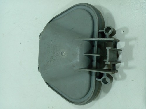 Tampa Do Farol Ford Courier/fiesta 00/05 1305239147 (m)