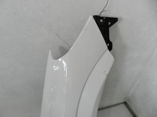 Para-lama Direito Gm Vectra Gt Hatch 2010 Com Detalhes