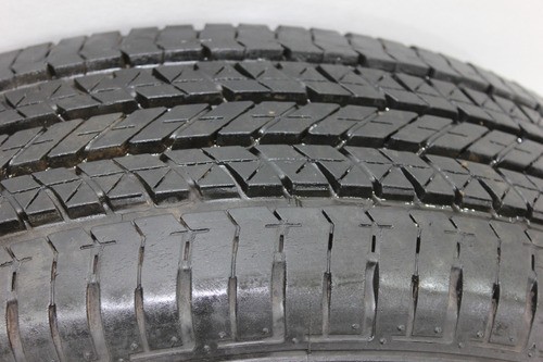 Pneu 215/65/r17 Pneus 70/22 Usado (154)