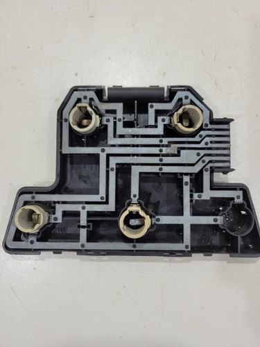 Soquete Lanterna Esquerda Vw Pointer 93/97 557945257 (r)