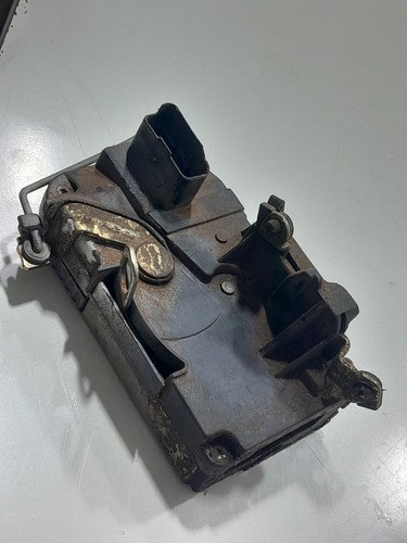 Fechadura Porta Diant.direita Peugeot 206 207 (vj) E119