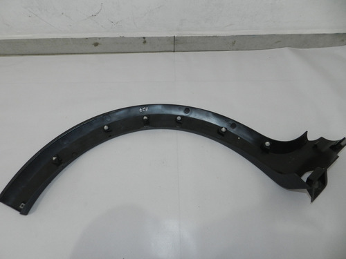 Moldura Para-lama Tras E. Sandero Stepway 08/13 Com Detalhe