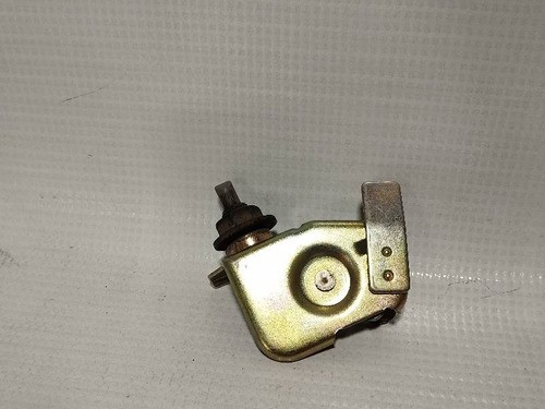 Fechadura Tanque De Combustivel Toyota Corolla  1993 Usado