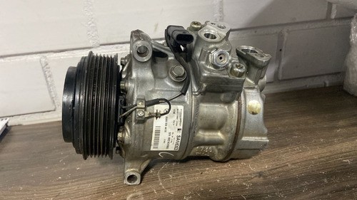 Compressor De Ar Mercedes C180 / C200 2019