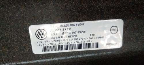 Tampão Bagagito Vw Jetta 2011/17 C/detalhe 5c6863413 (r)