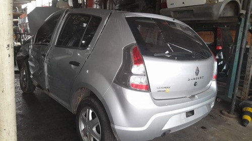 Sucata Sandero 1.6 8v Flex P/ Remoção Peças Motor Cambio Sus