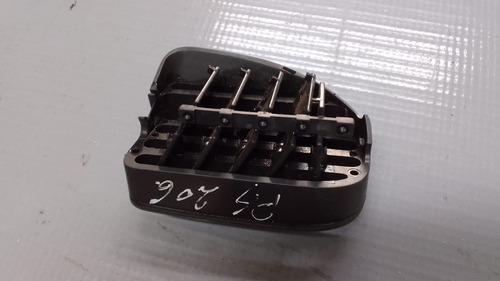 Tela Grade Ar Difusor Painel Lateral Peugeot 206. 23483