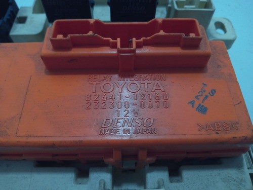 Caixa Fusiveis Int Painel Toyota Corolla 98\02 Original