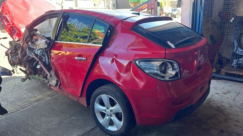 Sucata Chevrolet Cruze 2014 1.8 Automatico Retirada Peças