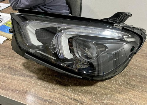 Farol Esquerdo Mercedes Gle 400 Ano 2019/2020