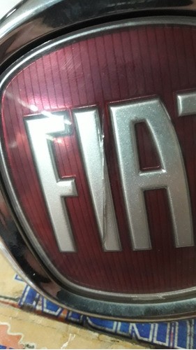 Emblema Tampa Traseira Fiat  Gand Siena Bravo Punto Palio