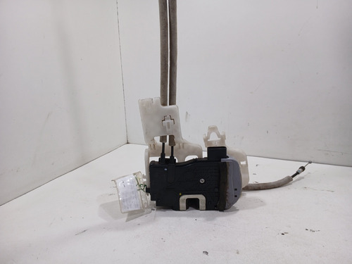 Fechadura Porta Dianteira Direita Kia Sportage 11 Cxa12 (s)