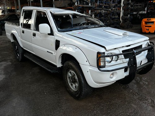 Sucata L200 2.5 2005 4x4 Manual 100cvs - 