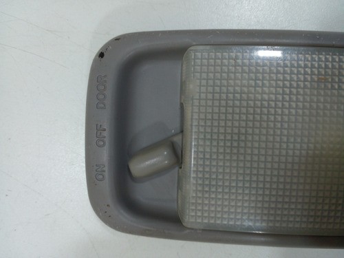 Luz Interna Teto Toyota Corolla 2000 (m)