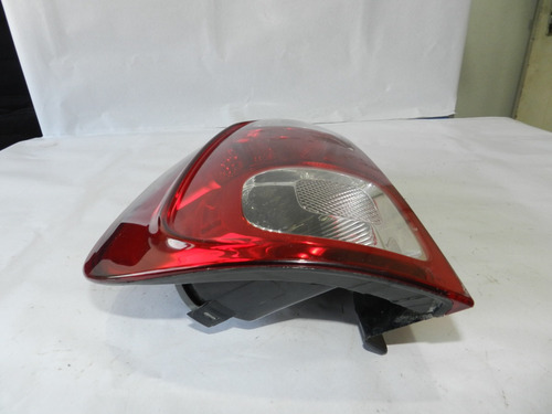Lanterna Esquerda Fiat Uno Vivace 2010 A 2015 5202789