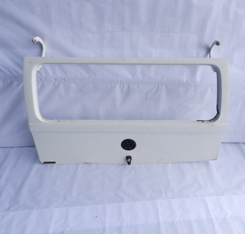 Tampa Traseira Porta-malas Suporte Vw Kombi 94/97 Detalhes