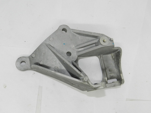 Suporte Bomba Direção Hidráulica Gm Onix Prisma 2012 A 2016