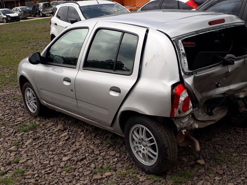 Sucata Renault Clio 1.0 Flex 2015 Rs Caí Peças