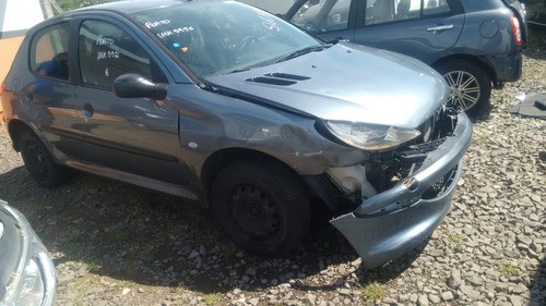 Sucata Peugeot 206 1.0 70cvs Gasolina 2005 Rs Caí Peças