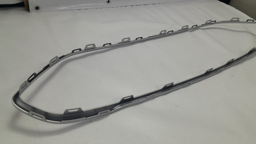 Moldura Friso Grade Dianteira Radiador Ka New Fiesta 14/17