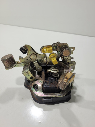 Fechadura Porta Tras Dir Gm Corsa Wagon 94/01 (r) E131