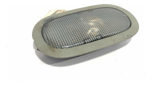 Luz De Teto Cortesia Renault Clio 03 Até 12 7700410612