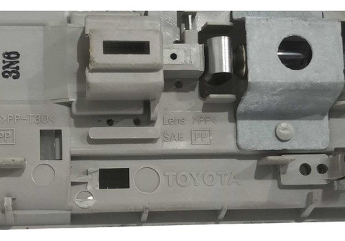 Lanterna Luz Teto Central Toyota Hilux 1993 2005 Original