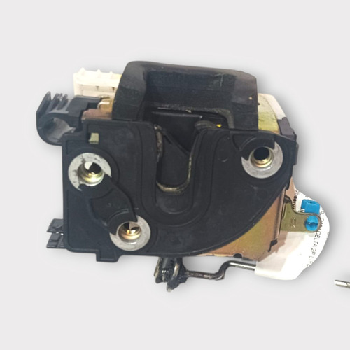 Fechadura Porta Dianteira Gm Celta 2001 A 2016