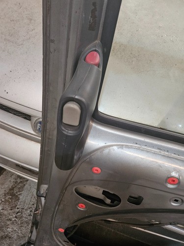 Porta Lateral Correr Maçaneta Vidro Fiat Doblo 2005 Original