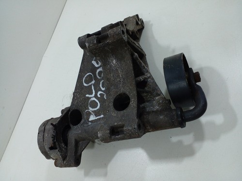 Suporte Alternador Vw Polo/golf 98/04 037903143 (m)