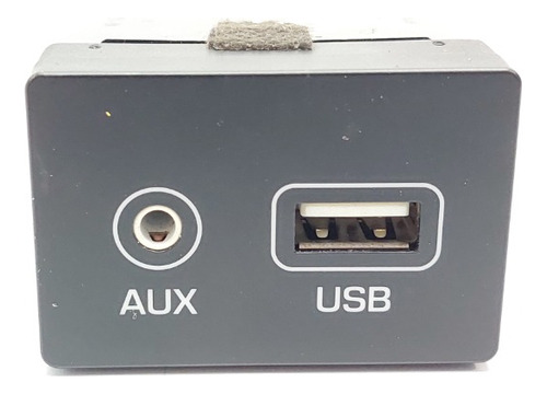 Porta Entrada Usb / Auxiliar New Tucson Ano 2015 A 2021