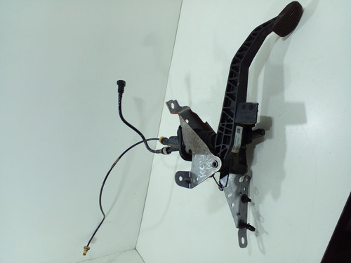 Pedal Embreagem Ford Focus 2011 Com Atuador Am517519aa (m)