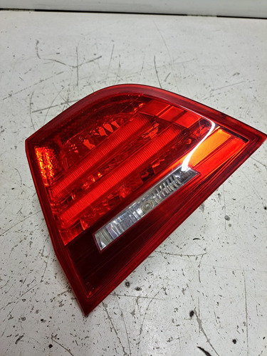 Lanterna Traseira Esquerda Tampa Bmw 320i 2010