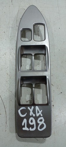 Moldura Botão Vidro Elétrico D.e Mitsubishi Pajero 00/09 (r)