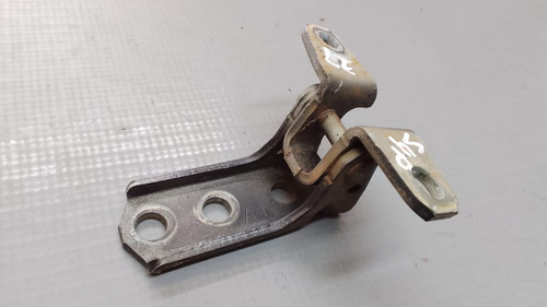 Dobradiça Superior Traseira Esquerda L200 Triton  23868