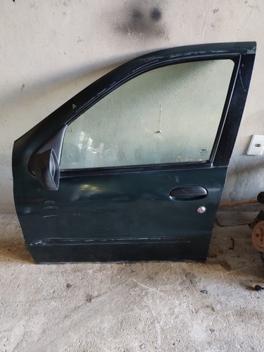 Porta Dianteira Le Fiat Palio Weekend 99 Só Lata Usado