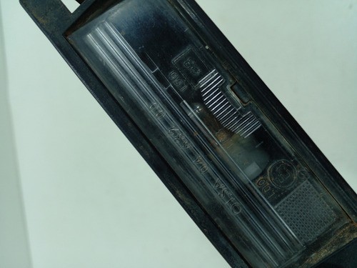 Luz De Placa Fiat Palio Siena Uno 0463200 (m)