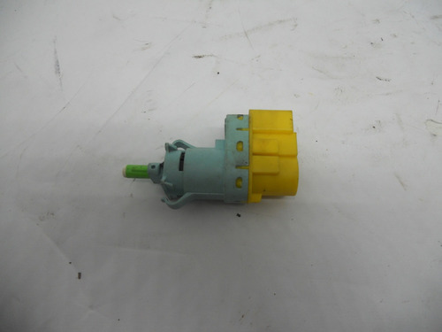 Interruptor Pedal Freio Fiat Mobi 2018 A 2022 52162684