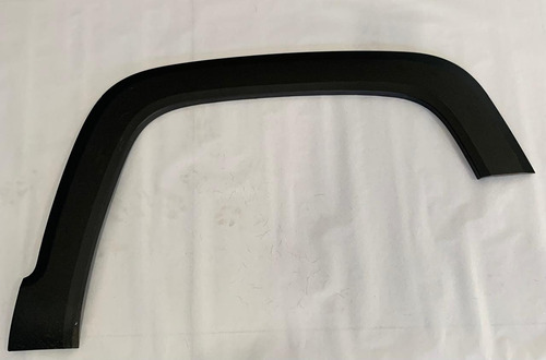 Moldura Para-lama Dianteiro Direito Jeep