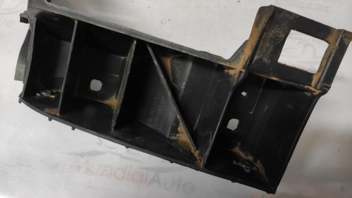 Guia Parachoque T. Esquerdo Vw Polo 6q6807393 2008/13 17909