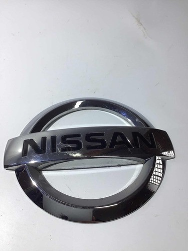 Emblema Tampa Traseira Nissan March