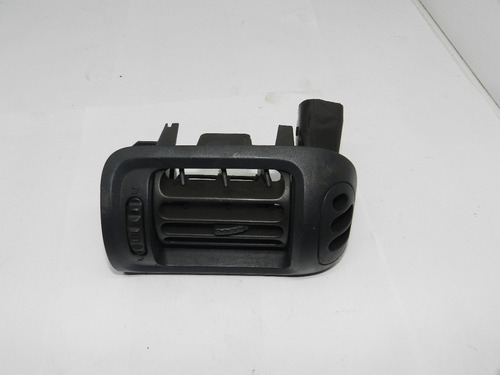 Difusor Ar Direito Renault Clio 2001 2002 A 2008 95095301
